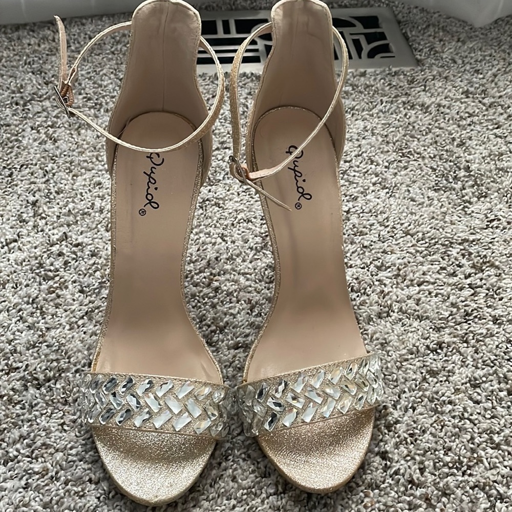Formal heels